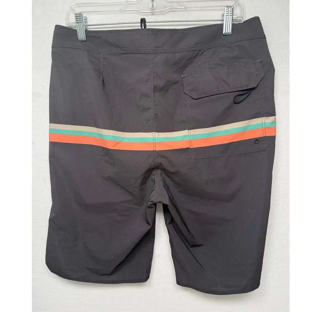 Patagonia Men's Gray Board Shorts Size 33